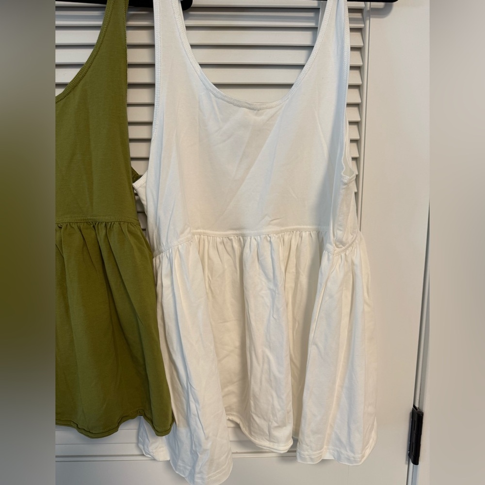 Sleeveless Peplum/Babydoll Tops - Olive Green and White - Picture 3 of 4